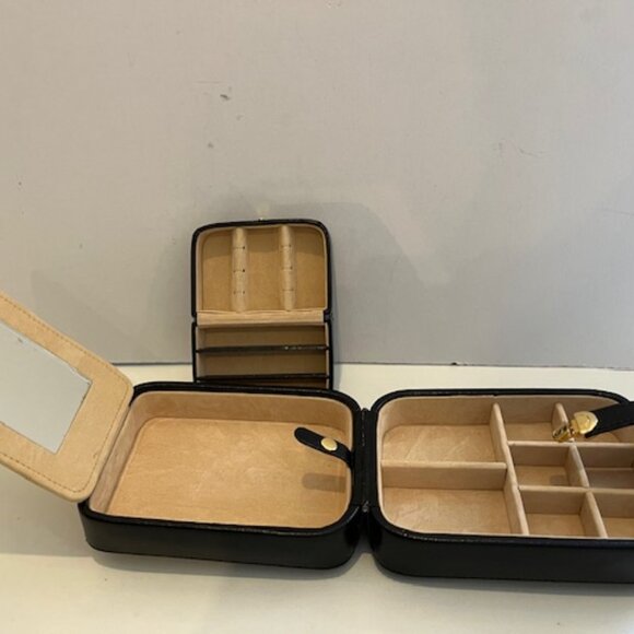 Wolf Designs Duo Compact Vintage Leather Travel Jewelry Case + small Inner Case - Picture 4 of 16